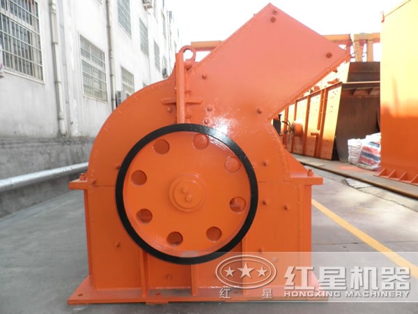 600×400锤破开机出产料粒度是好多?却处理哪些物料