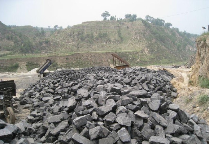 煤矸石固体物料
